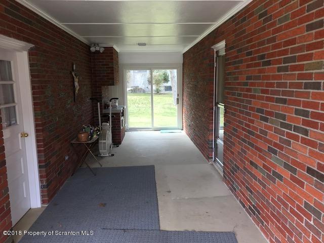 101 Hillcrest Road Moscow, PA 18444 - Photo 2 of 11 Gallery Image 2