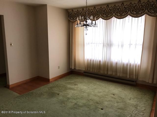 101 Hillcrest Road Moscow, PA 18444 - Photo 6 of 11 Gallery Image 6