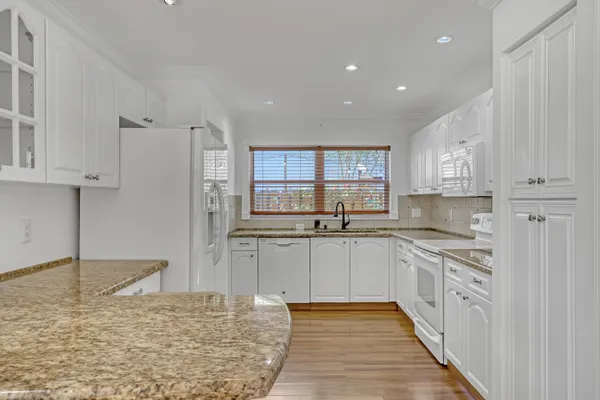 $3,300 | 6817 Barnwell Drive, Boynton Beach, FL 33437