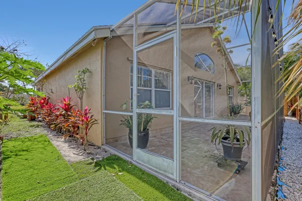 $3,300 | 6817 Barnwell Drive, Boynton Beach, FL 33437