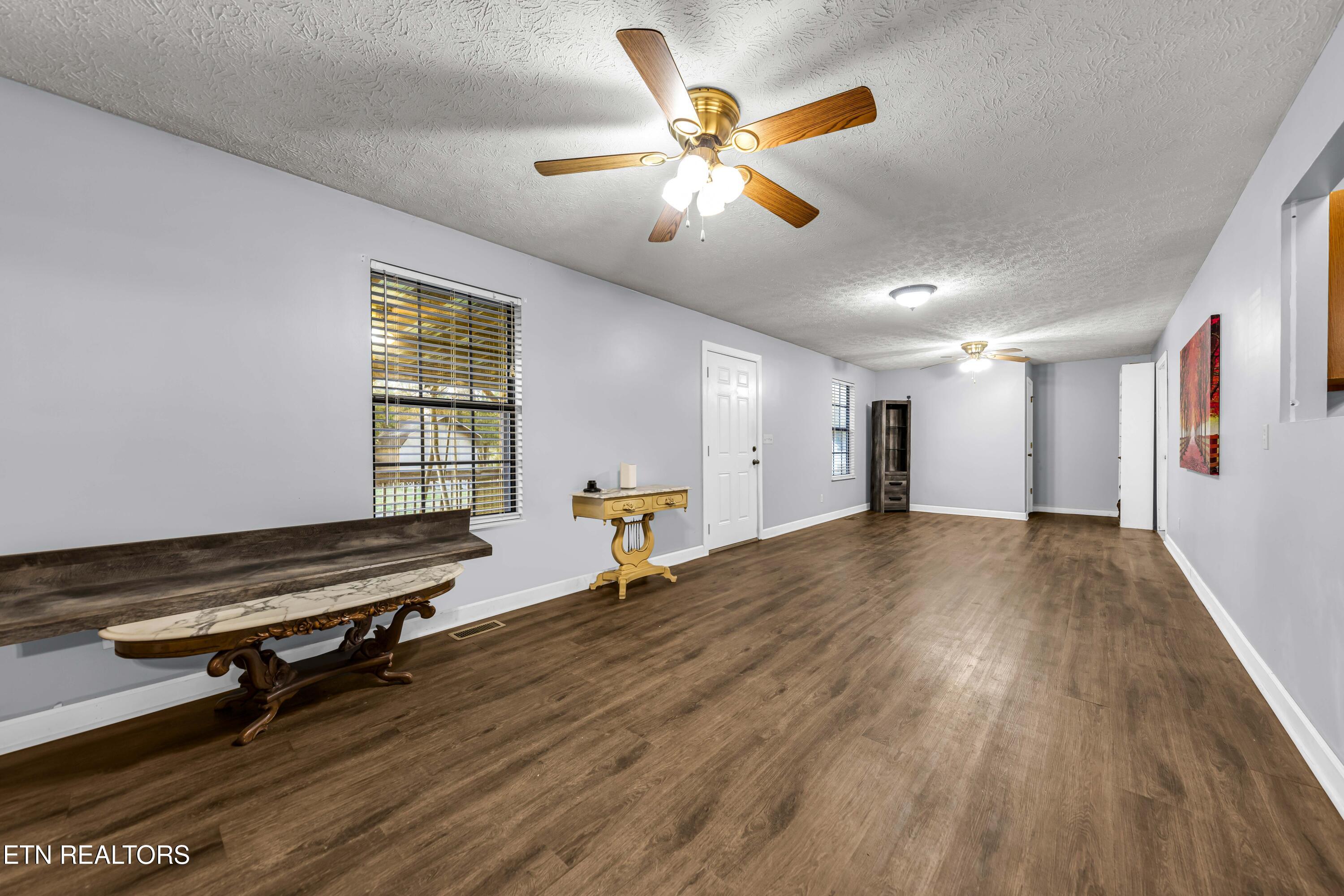 921 Chris Road Strawberry Plains, TN 37871 - Photo 14 of 21 CHR_1756