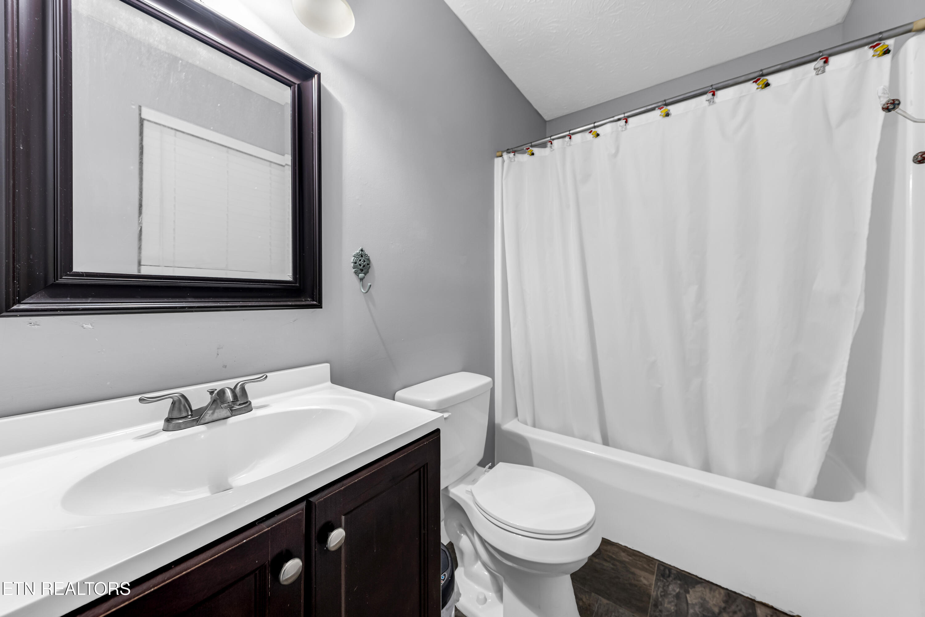 921 Chris Road Strawberry Plains, TN 37871 - Photo 16 of 21 CHR_1707