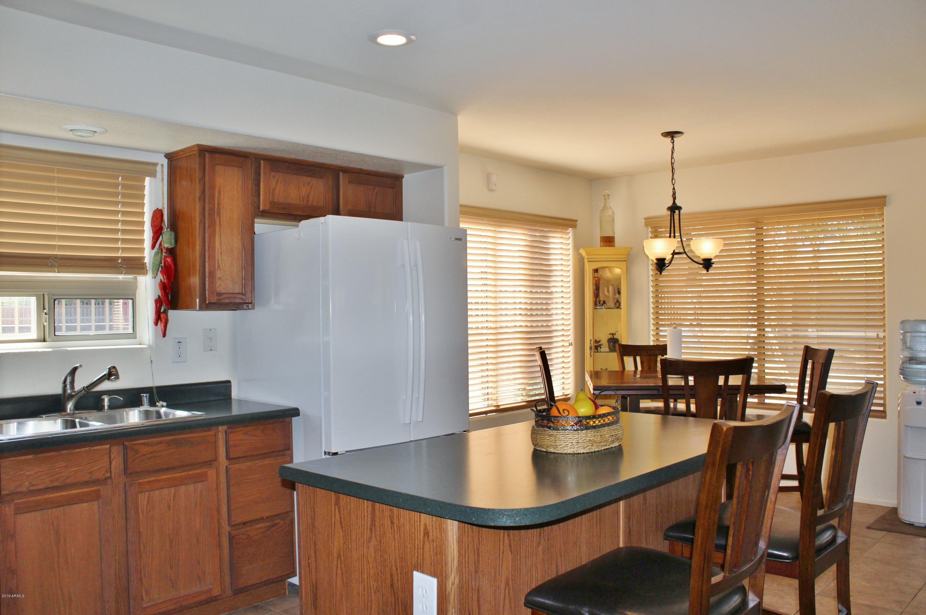16624 West Rimrock Street Surprise, AZ 85388 - Photo 8 of 44 17 kit