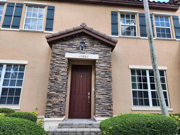 $2,950 | 17009 Southwest 94th Terrace, Miami, FL 33196