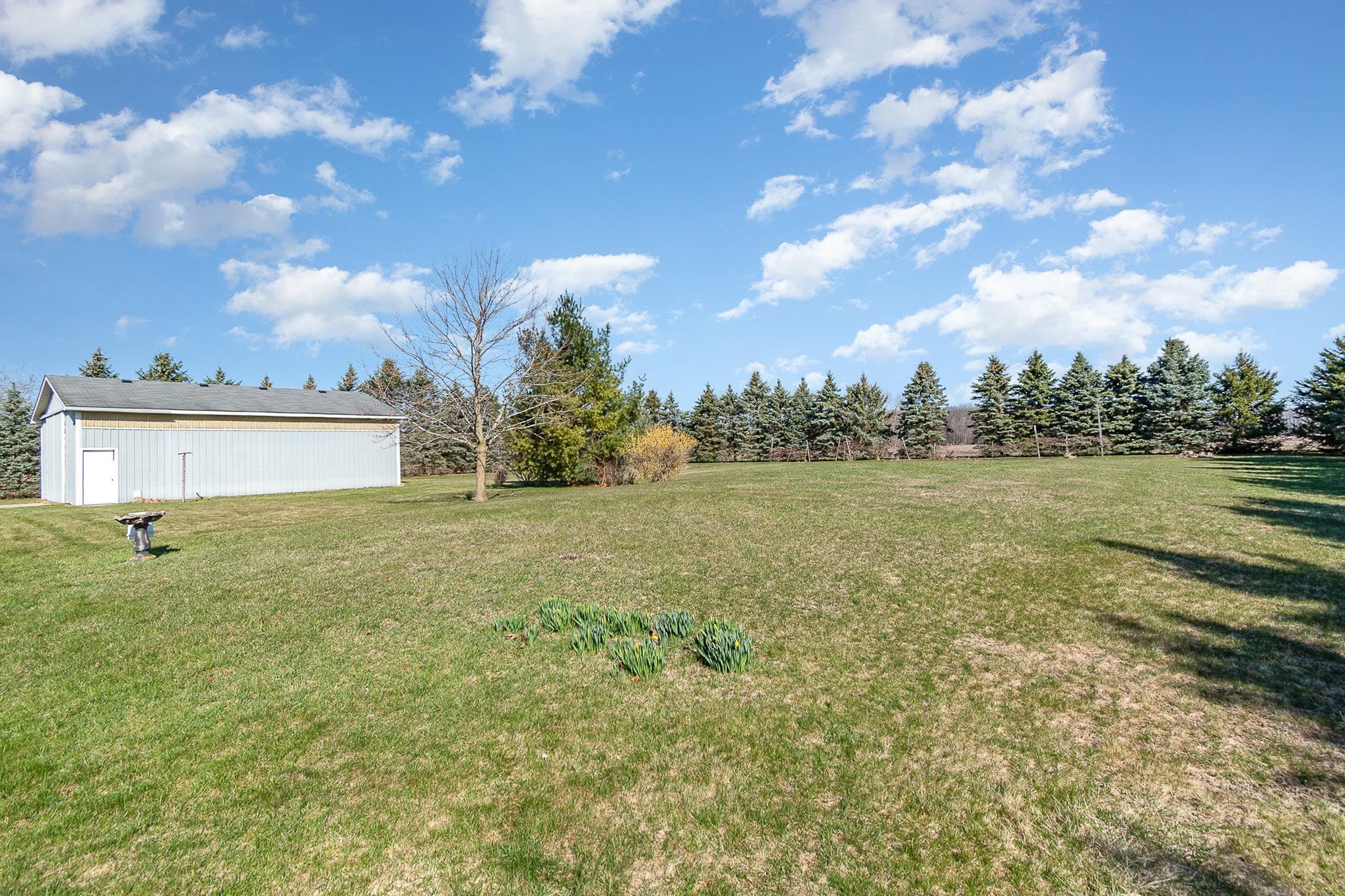 1359 Delta Road Bay City, MI 48706 - Photo 19 of 28