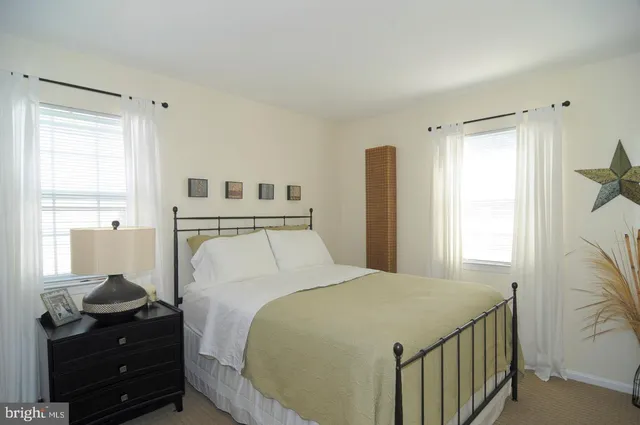 $2,750 | 23 Mooring Point Court, Annapolis, MD 21403