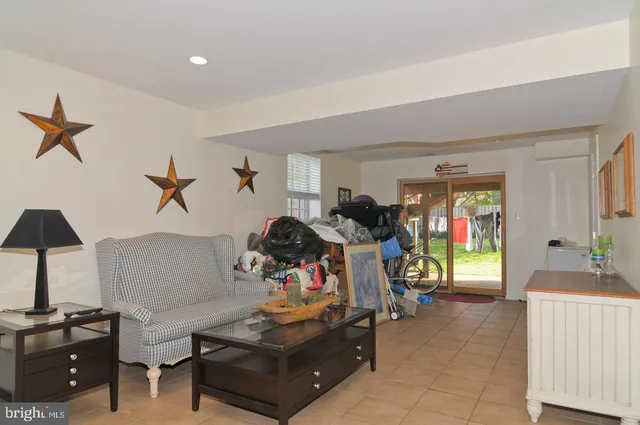 $2,750 | 23 Mooring Point Court, Annapolis, MD 21403