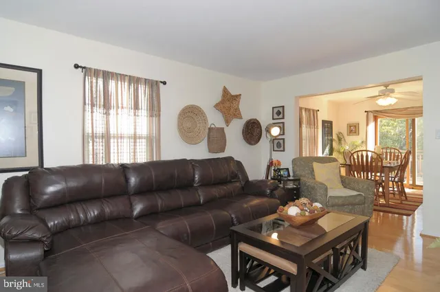 $2,750 | 23 Mooring Point Court, Annapolis, MD 21403