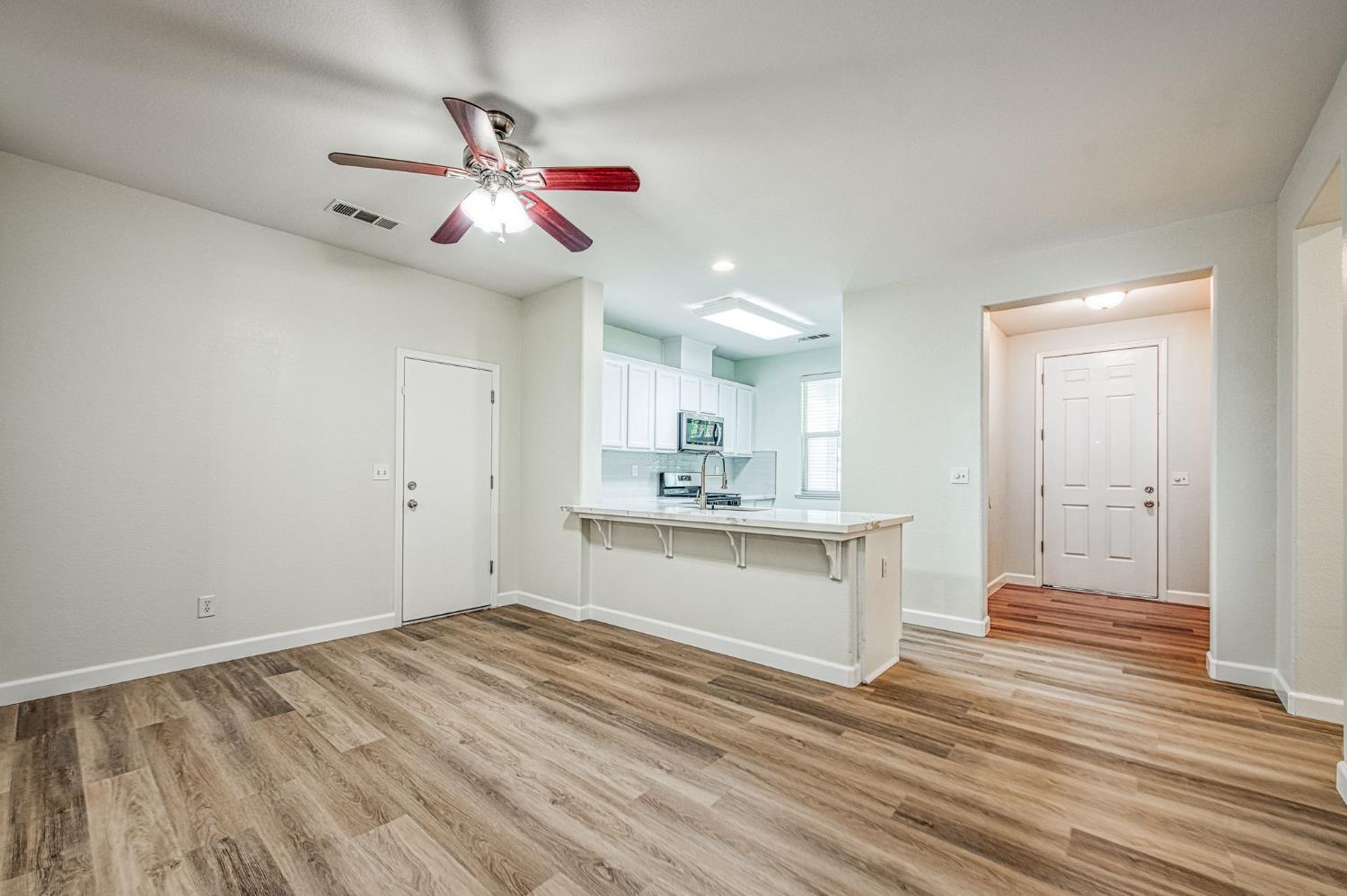 2187 North Sunny Lane Reedley, CA 93654 - Photo 12 of 35