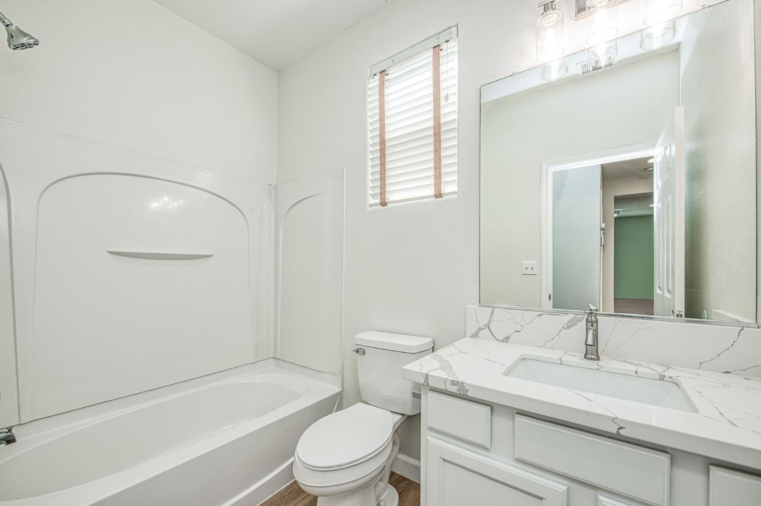 2187 North Sunny Lane Reedley, CA 93654 - Photo 19 of 35