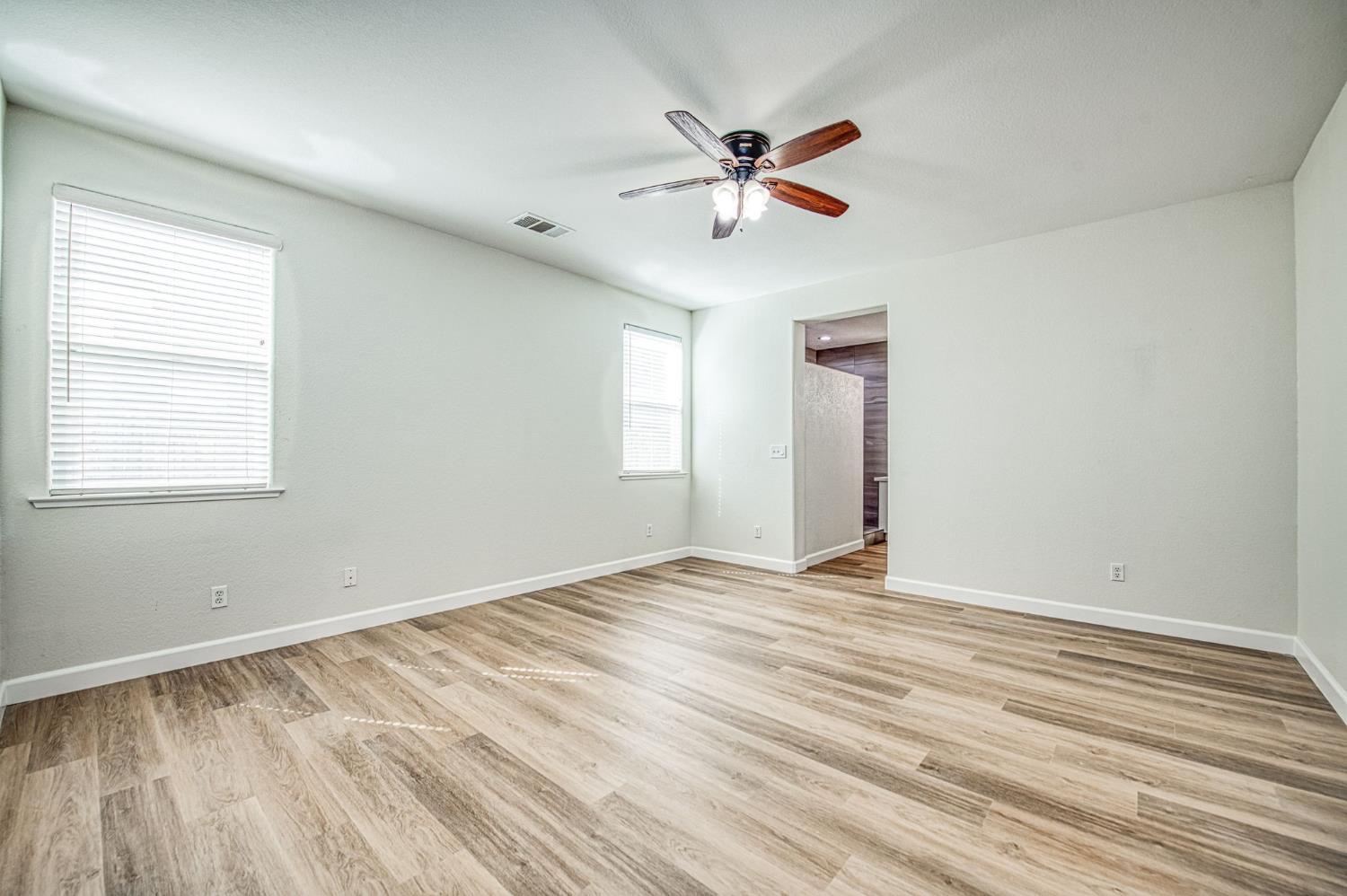 2187 North Sunny Lane Reedley, CA 93654 - Photo 22 of 35