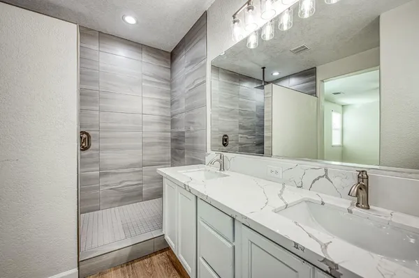 $429,900 | 2187 North Sunny Lane, Reedley, CA 93654
