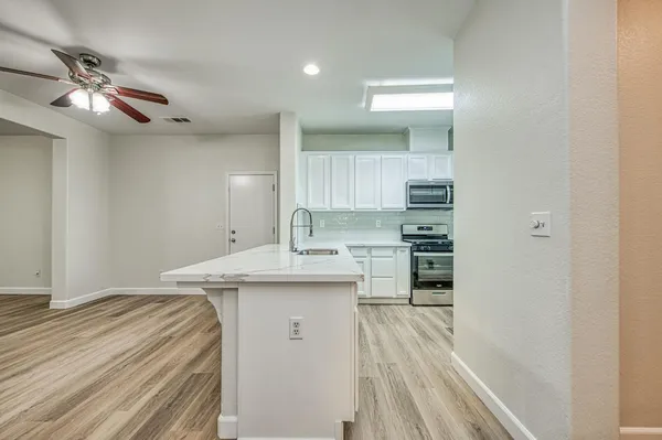 $429,900 | 2187 North Sunny Lane, Reedley, CA 93654