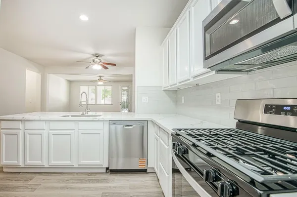 $429,900 | 2187 North Sunny Lane, Reedley, CA 93654