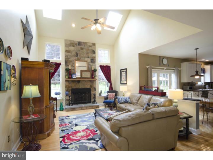 14 Pheasant Road Audubon, PA 19403 - Photo 11 of 25 Family Room