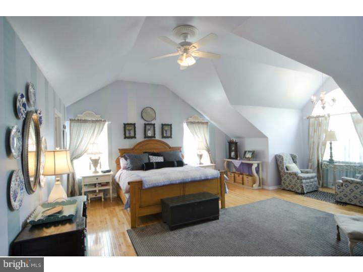 14 Pheasant Road Audubon, PA 19403 - Photo 17 of 25 Master Bedroom