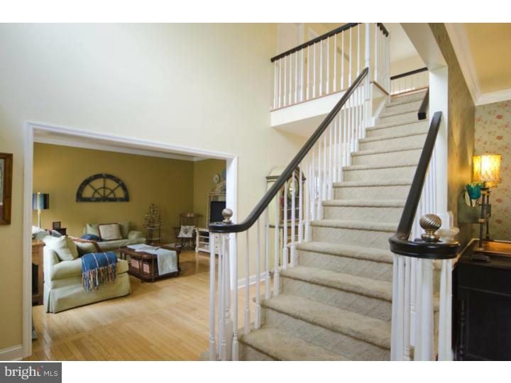 14 Pheasant Road Audubon, PA 19403 - Photo 5 of 25 Foyer