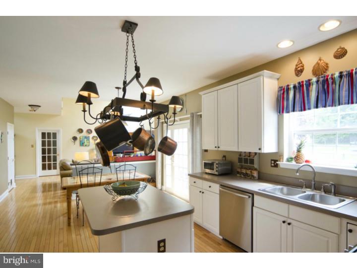 14 Pheasant Road Audubon, PA 19403 - Photo 10 of 25 Kitchen