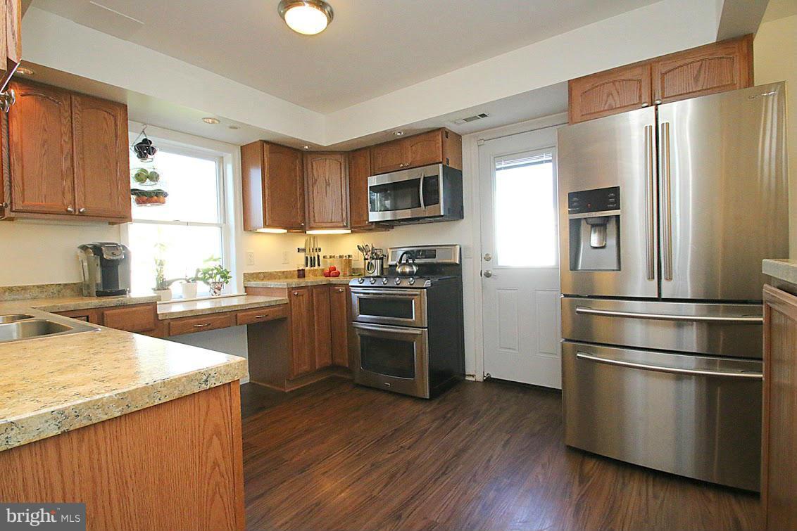 7814 Meath Road Baltimore, MD 21222 - Photo 12 of 30 Kitchen