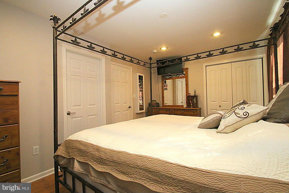 7814 Meath Road Baltimore, MD 21222 - Photo 21 of 30 Bedroom