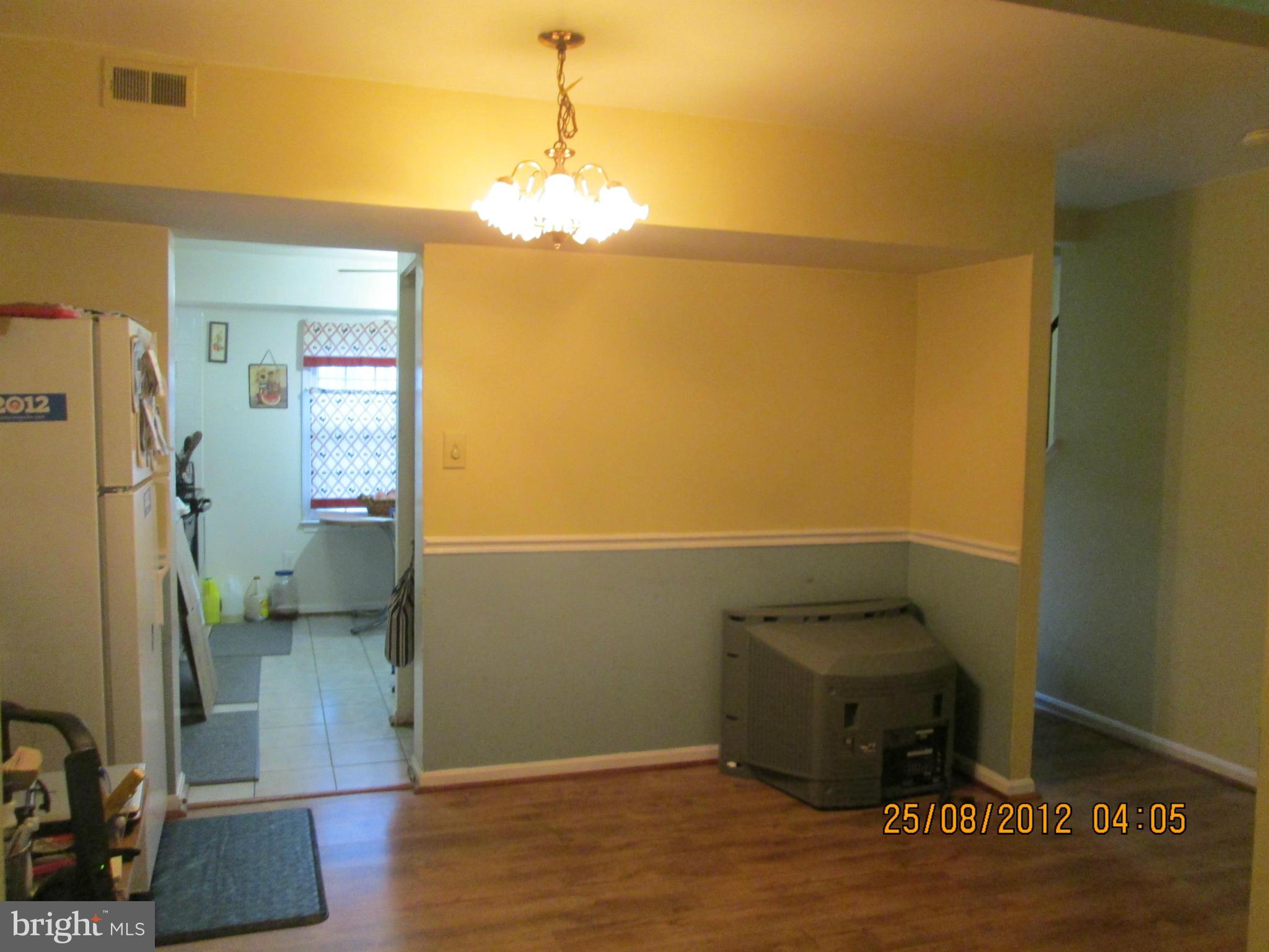 9151 Sprucewood Road, Unit 145C Burke, VA 22015 - Photo 8 of 13 Dining Room