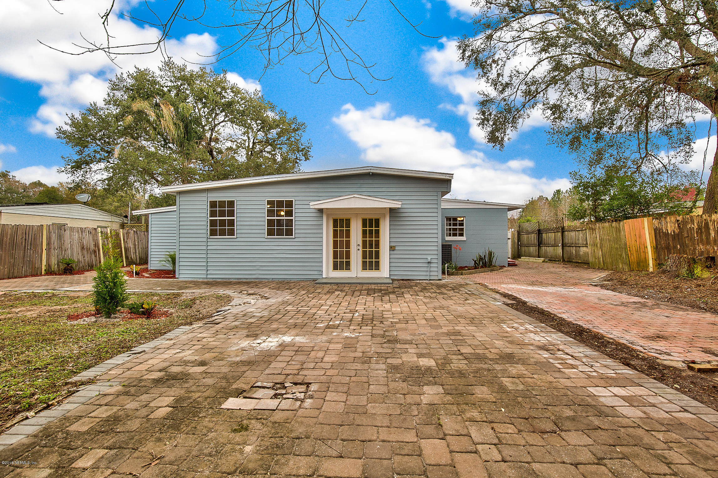 2846 Kline Road Jacksonville, FL 32246 - Photo 44 of 51 a backyard of a house