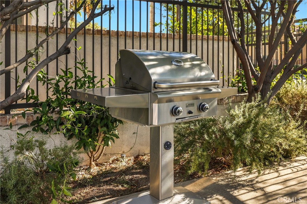 809 El Paseo Lake Forest, CA 92610 - Photo 42 of 45 a view of fountain along with trees