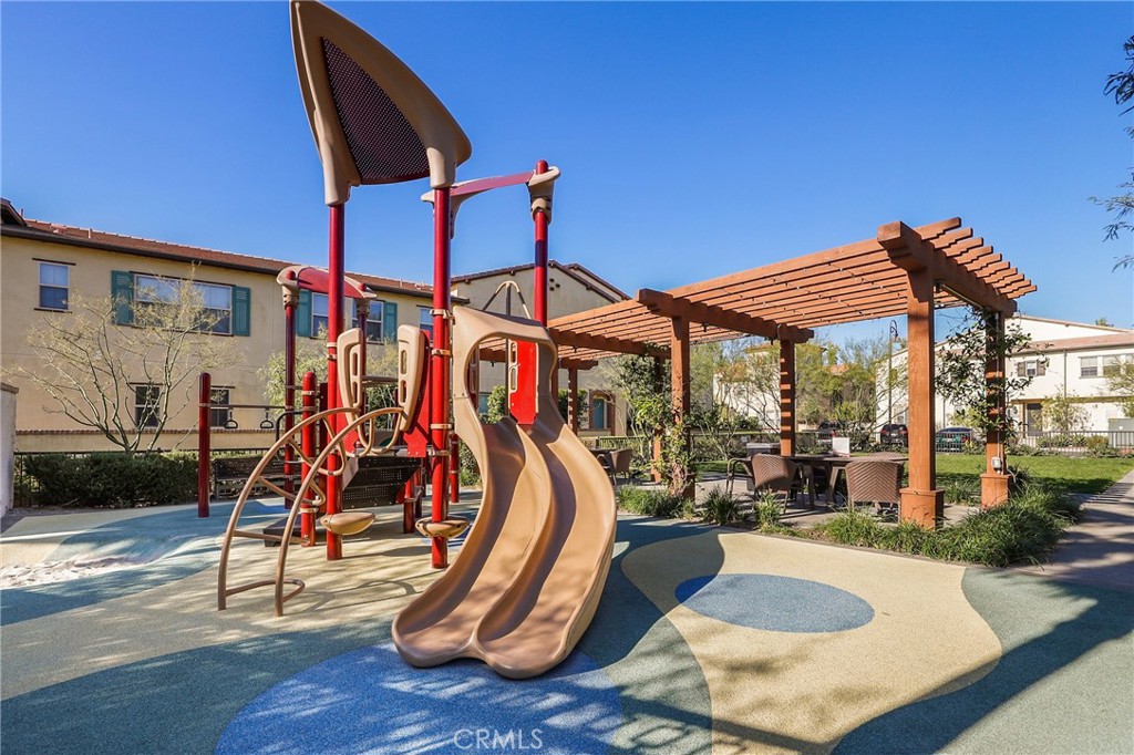 809 El Paseo Lake Forest, CA 92610 - Photo 44 of 45 a view of outdoor space with seating area