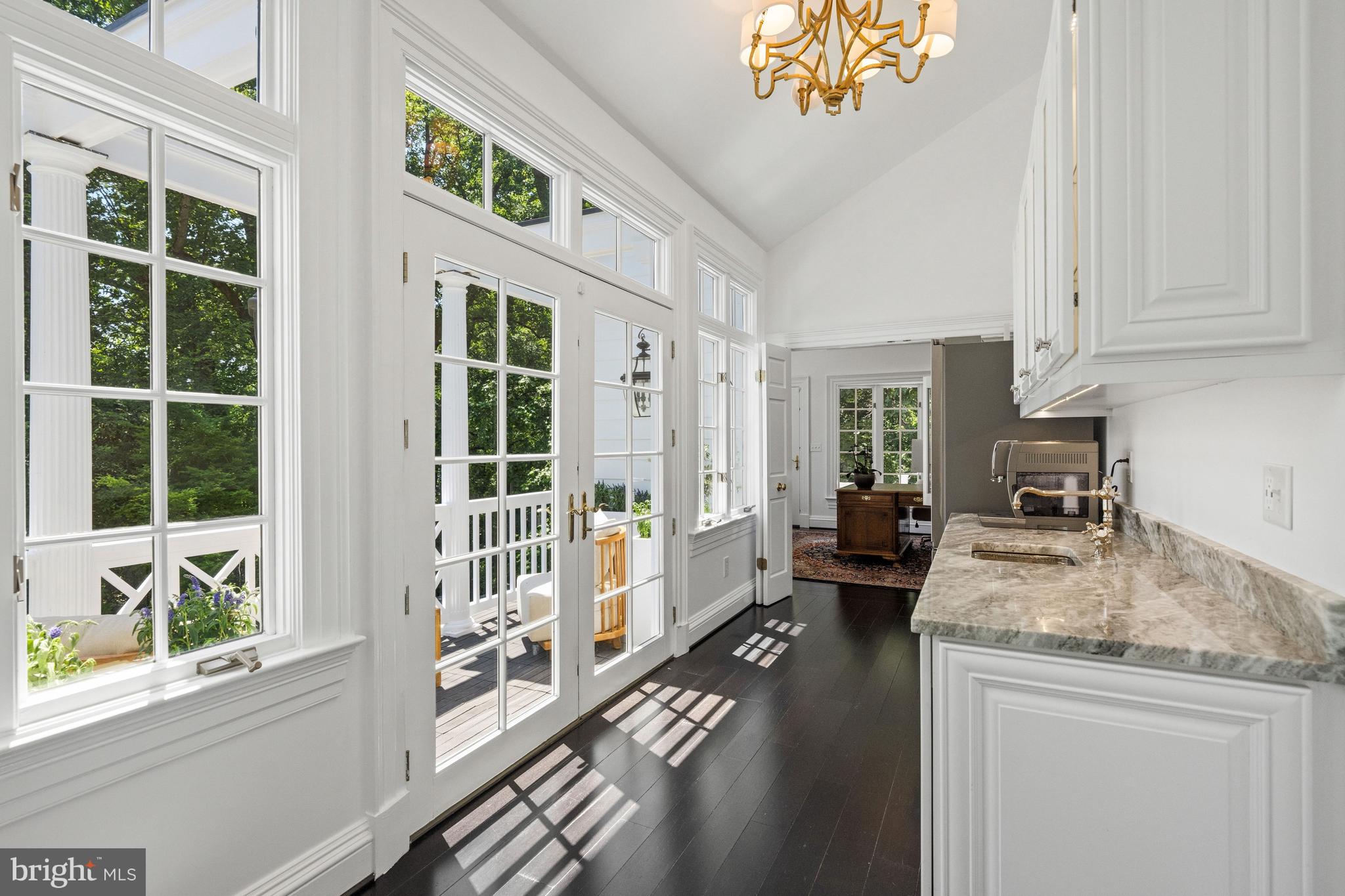 2501 49th Street Northwest Washington, DC 20007 - Photo 24 of 44