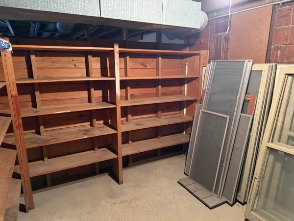 $179,900 | 1629 West Harrison Street, Freeport, IL 61032