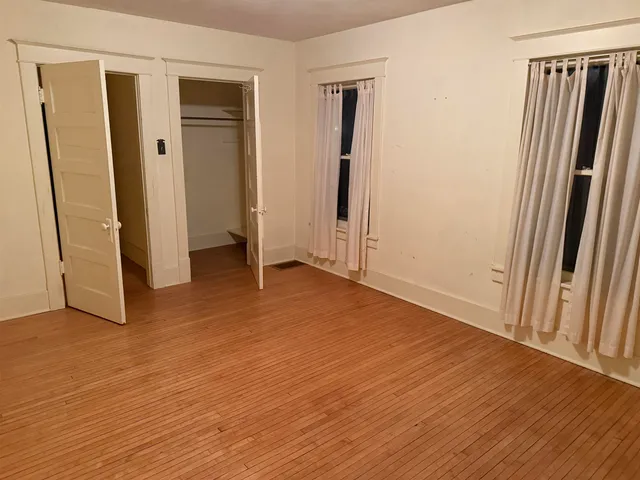 $179,900 | 1629 West Harrison Street, Freeport, IL 61032