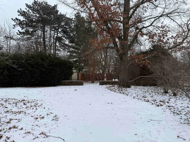 $179,900 | 1629 West Harrison Street, Freeport, IL 61032