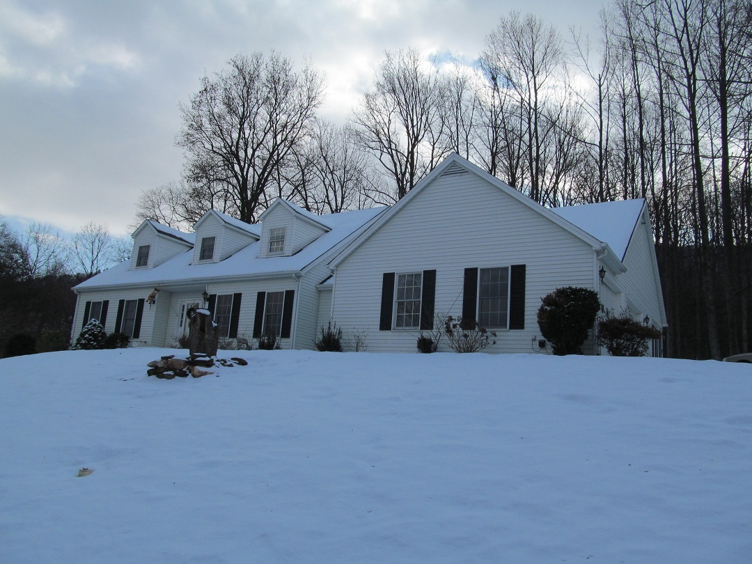 185 Jonathan Road Roanoke, VA 24019 - Photo 2 of 25 Front