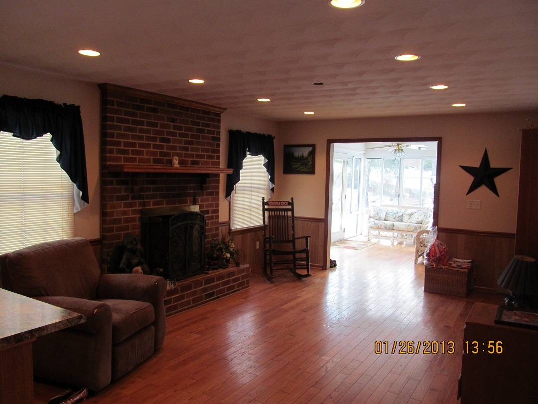 185 Jonathan Road Roanoke, VA 24019 - Photo 13 of 25 Family Room 2