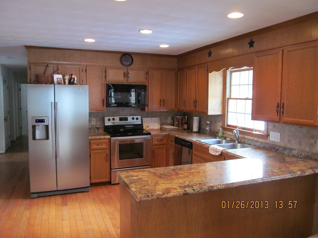 185 Jonathan Road Roanoke, VA 24019 - Photo 14 of 25 Kitchen