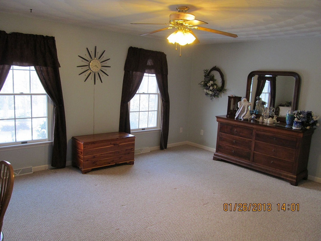 185 Jonathan Road Roanoke, VA 24019 - Photo 17 of 25 Master BR