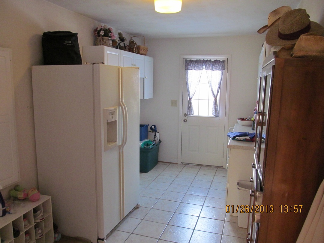 185 Jonathan Road Roanoke, VA 24019 - Photo 21 of 25 Laundry 2