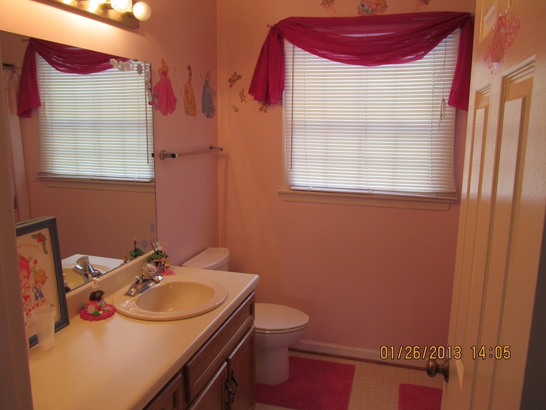 185 Jonathan Road Roanoke, VA 24019 - Photo 25 of 25 Bath