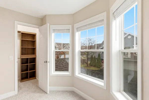 $325,000 | 3282 Stonecreek Drive, Madison, WI 53719