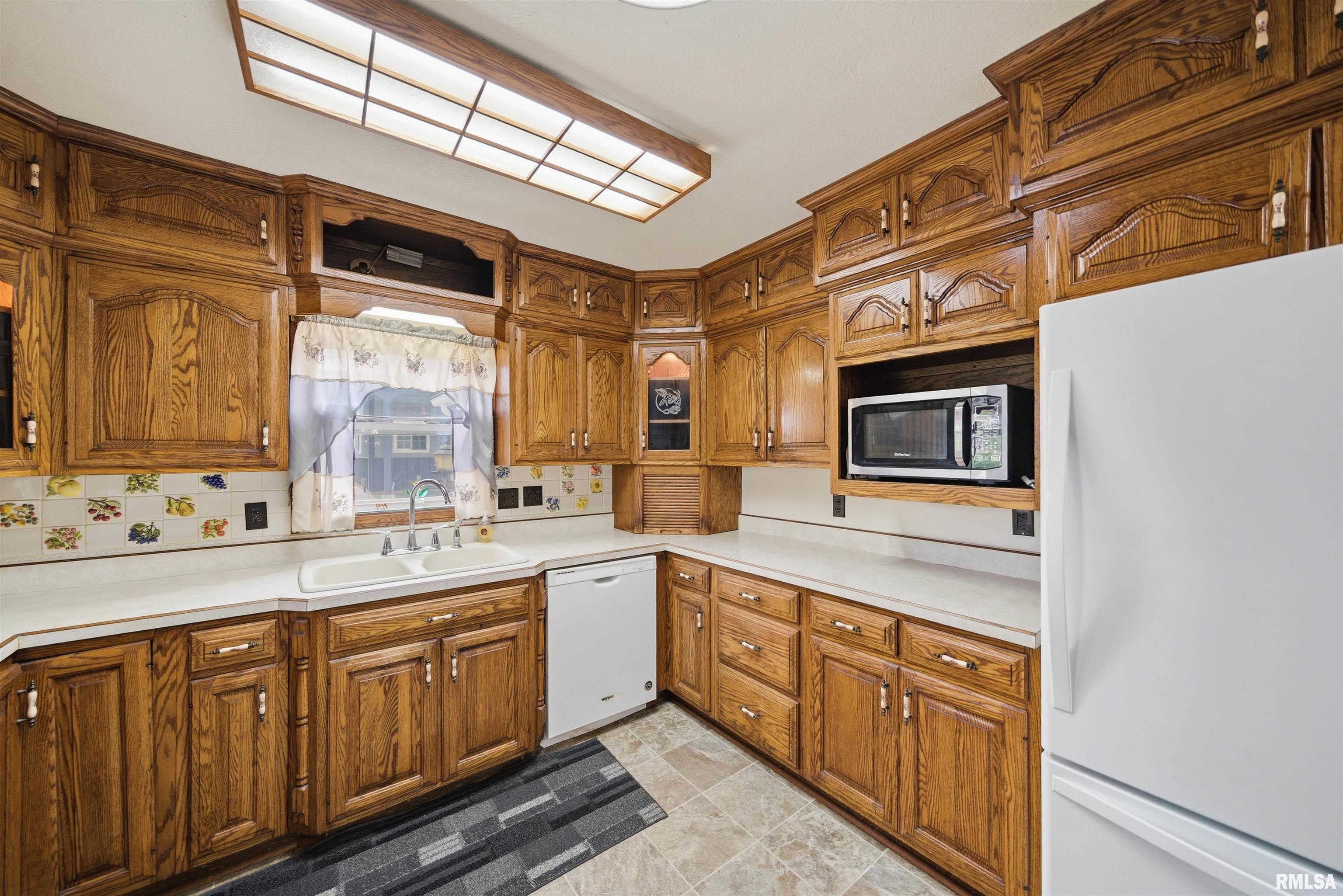 105 West C Street Delavan, IL 61734 - Photo 16 of 73
