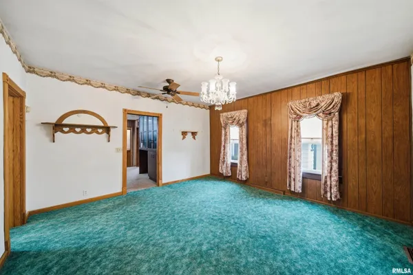 $360,000 | 105 West C Street, Delavan, IL 61734