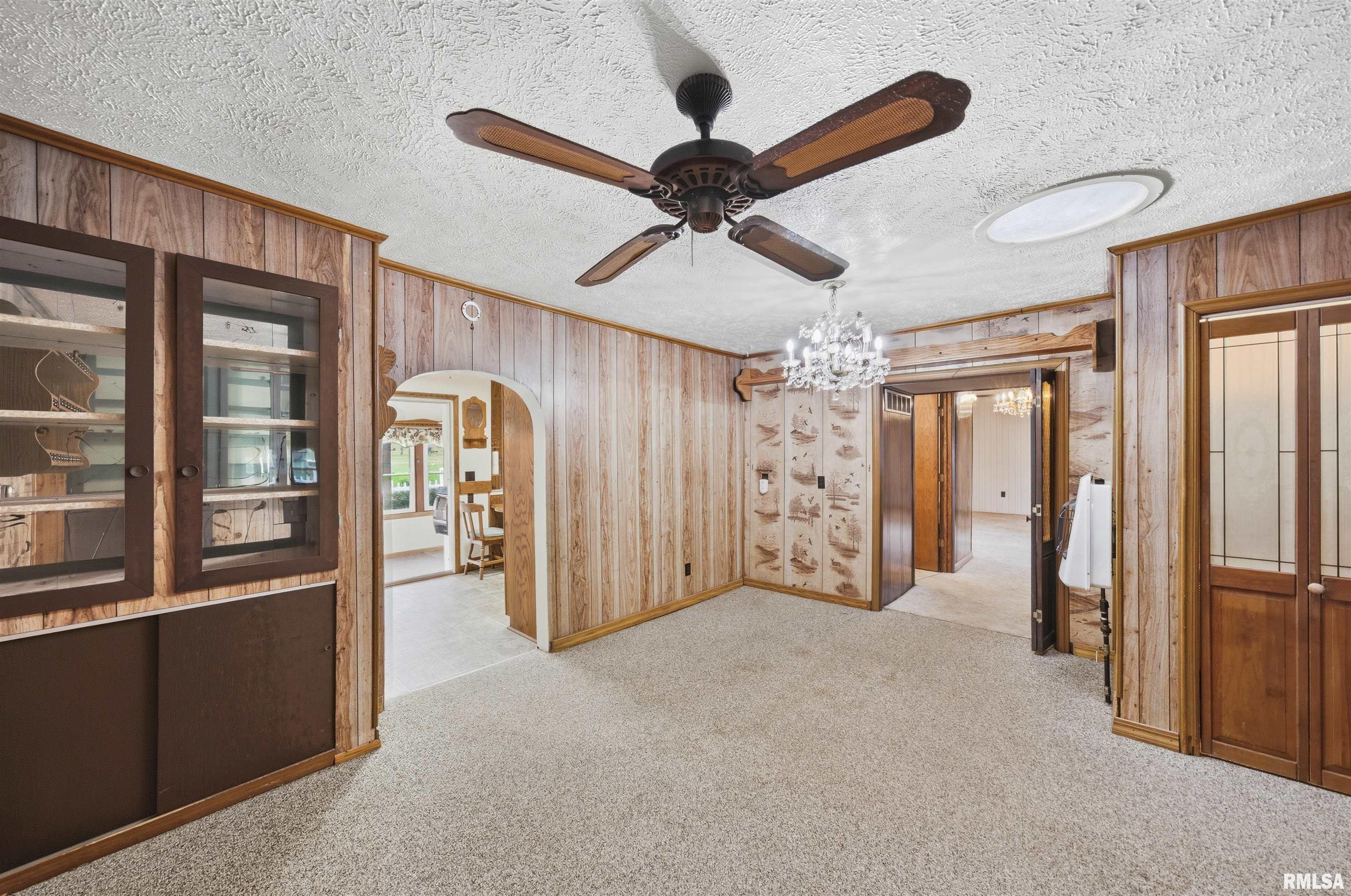 105 West C Street Delavan, IL 61734 - Photo 6 of 73