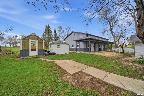 $360,000 | 105 West C Street, Delavan, IL 61734