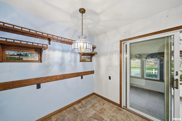 $360,000 | 105 West C Street, Delavan, IL 61734