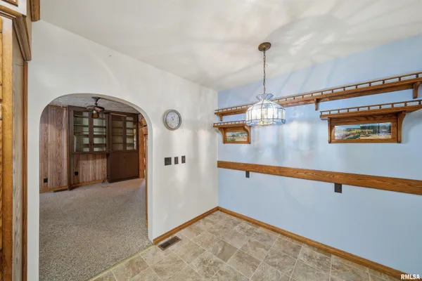 $360,000 | 105 West C Street, Delavan, IL 61734