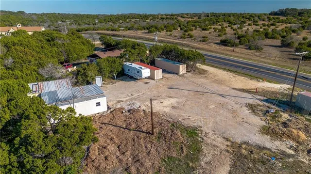 $1,600 | 690 Hwy 22 Highway, Clifton, TX 76634