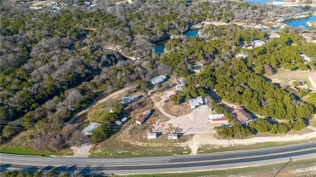 $1,600 | 690 Hwy 22 Highway, Clifton, TX 76634