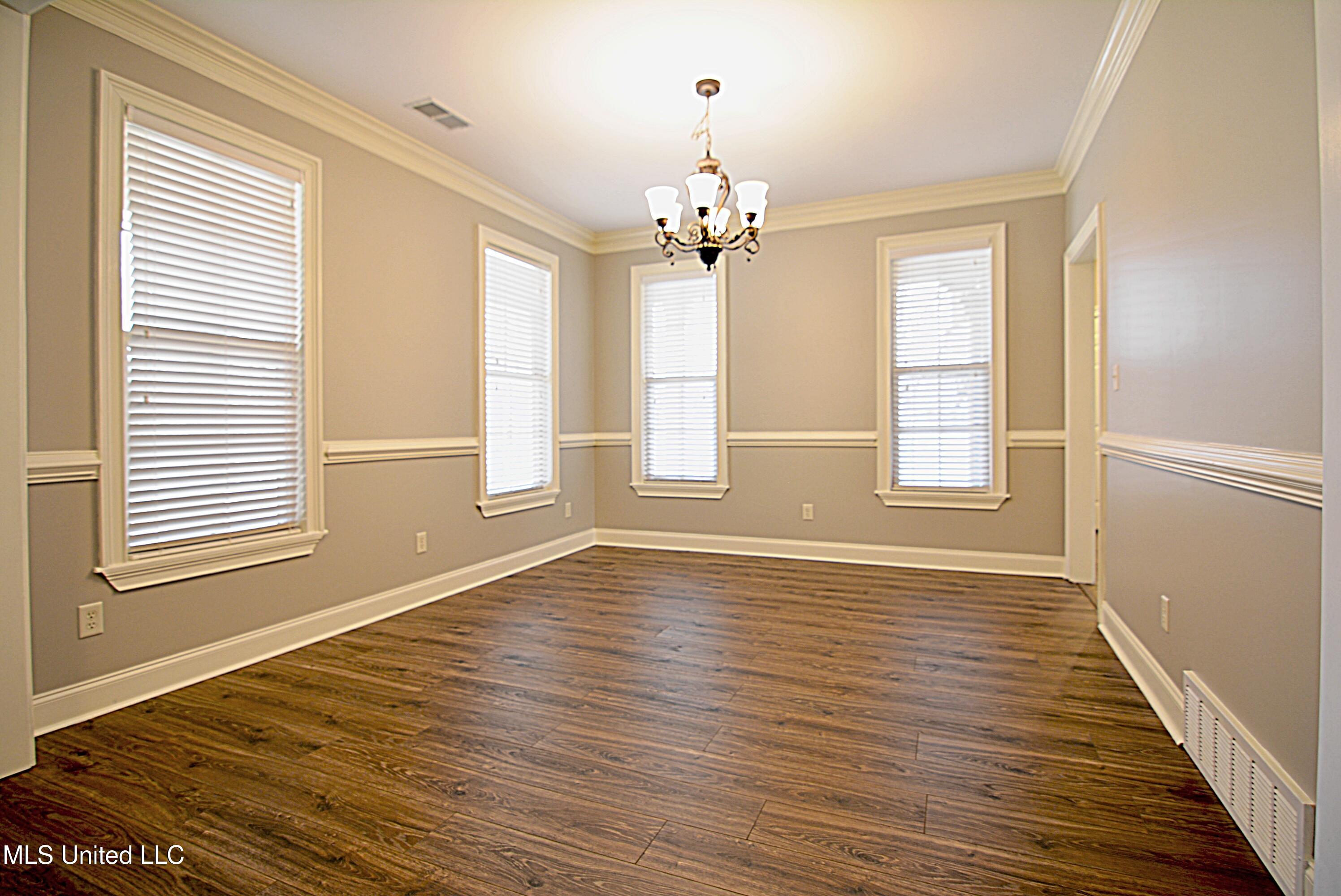 8643 Tulane Road Hernando, MS 38632 - Photo 10 of 40 Dining Room from Foyer