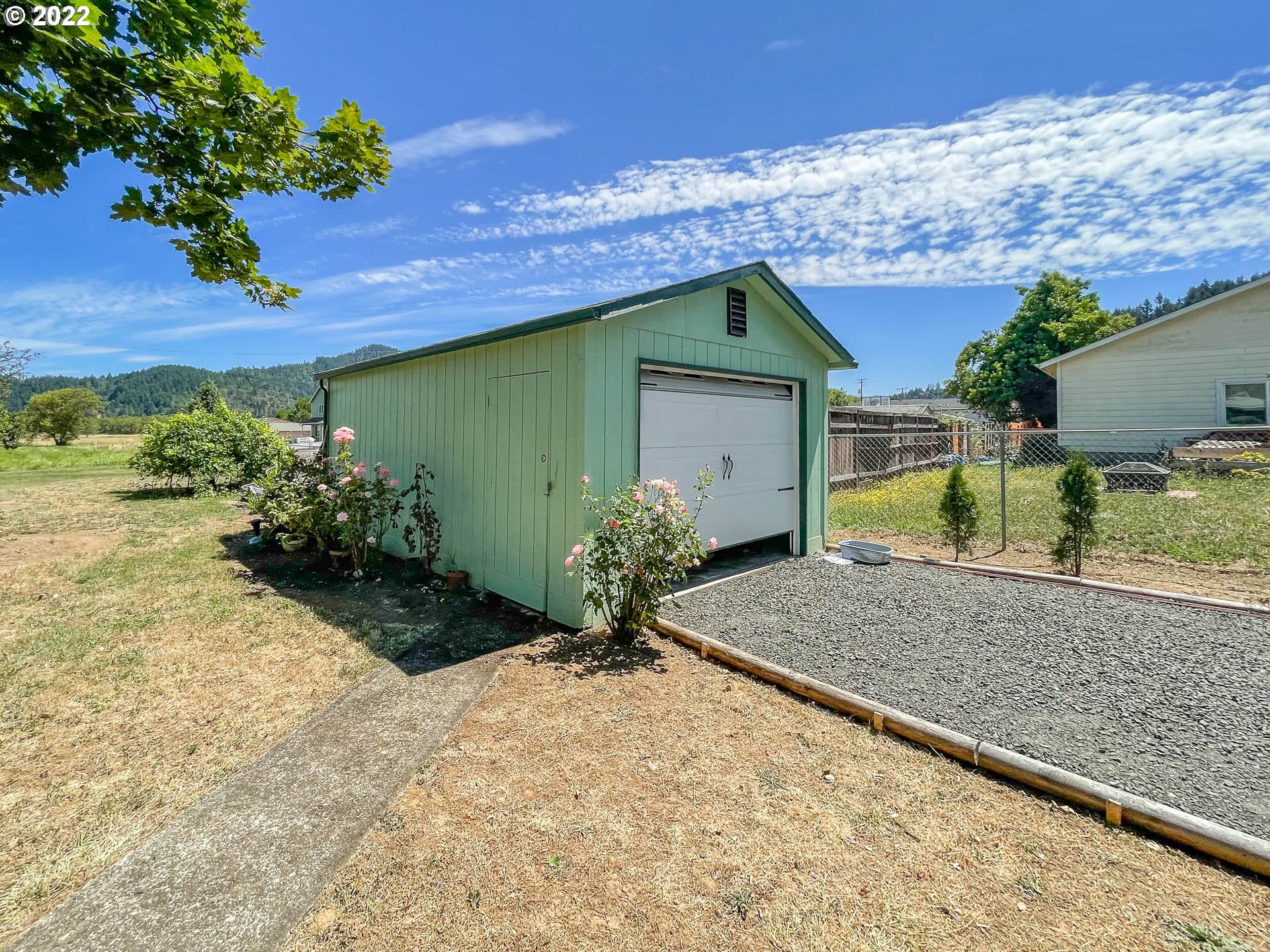 1038 South Comstock Road Sutherlin, OR 97479 - Photo 22 of 32 Gallery Image 22