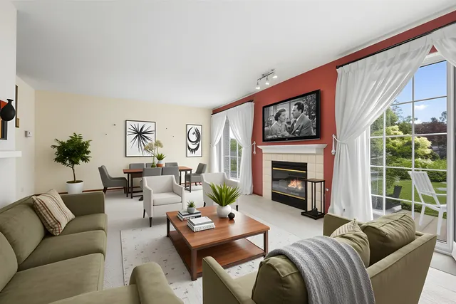 $324,900 | 751 West Happfield Drive, Arlington Heights, IL 60004